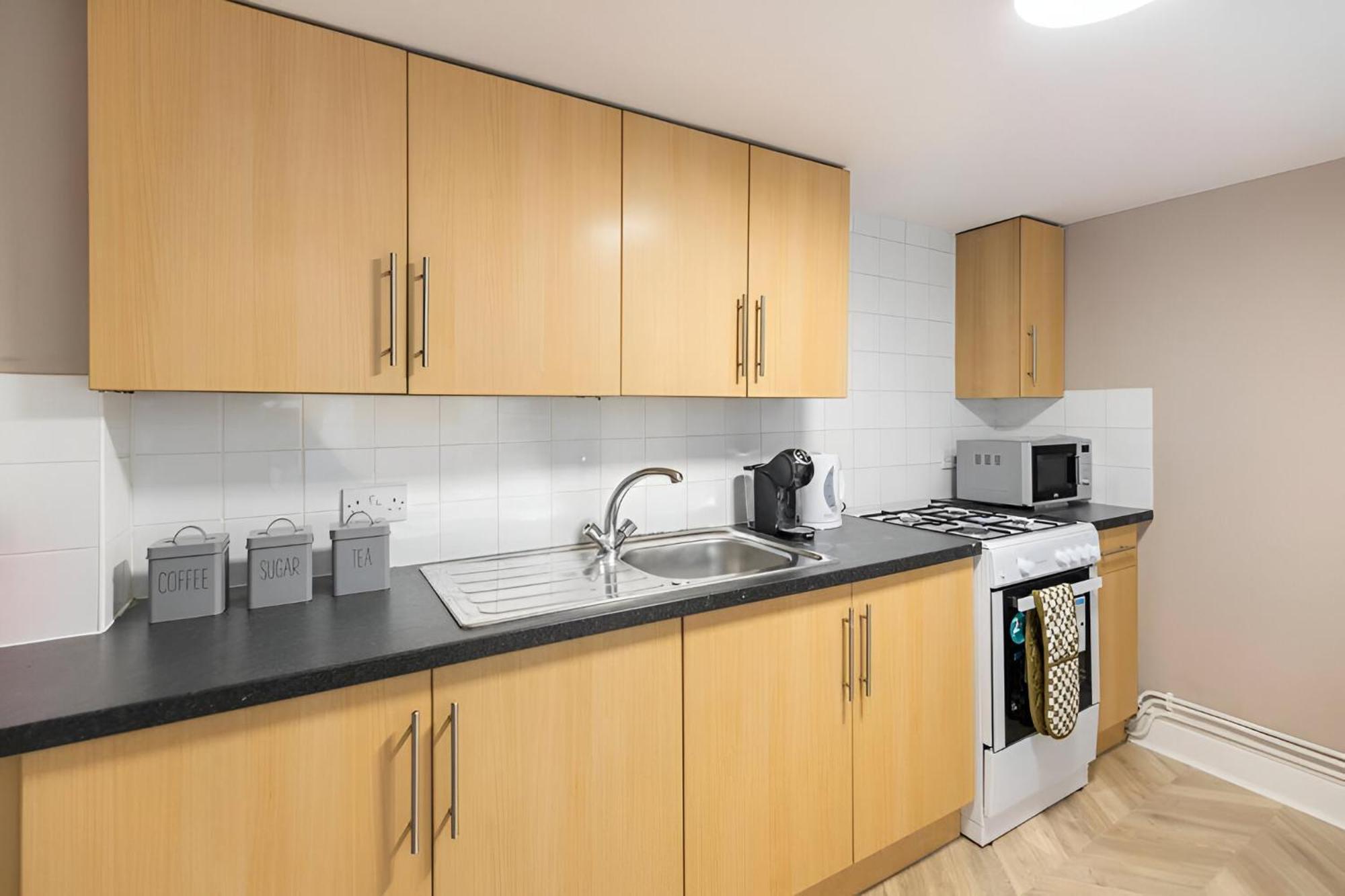 Apartamento Bold & Vibrant 1-bedroom Escape In Prime Location! *